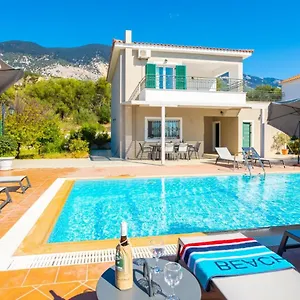  Villa Erasmia
